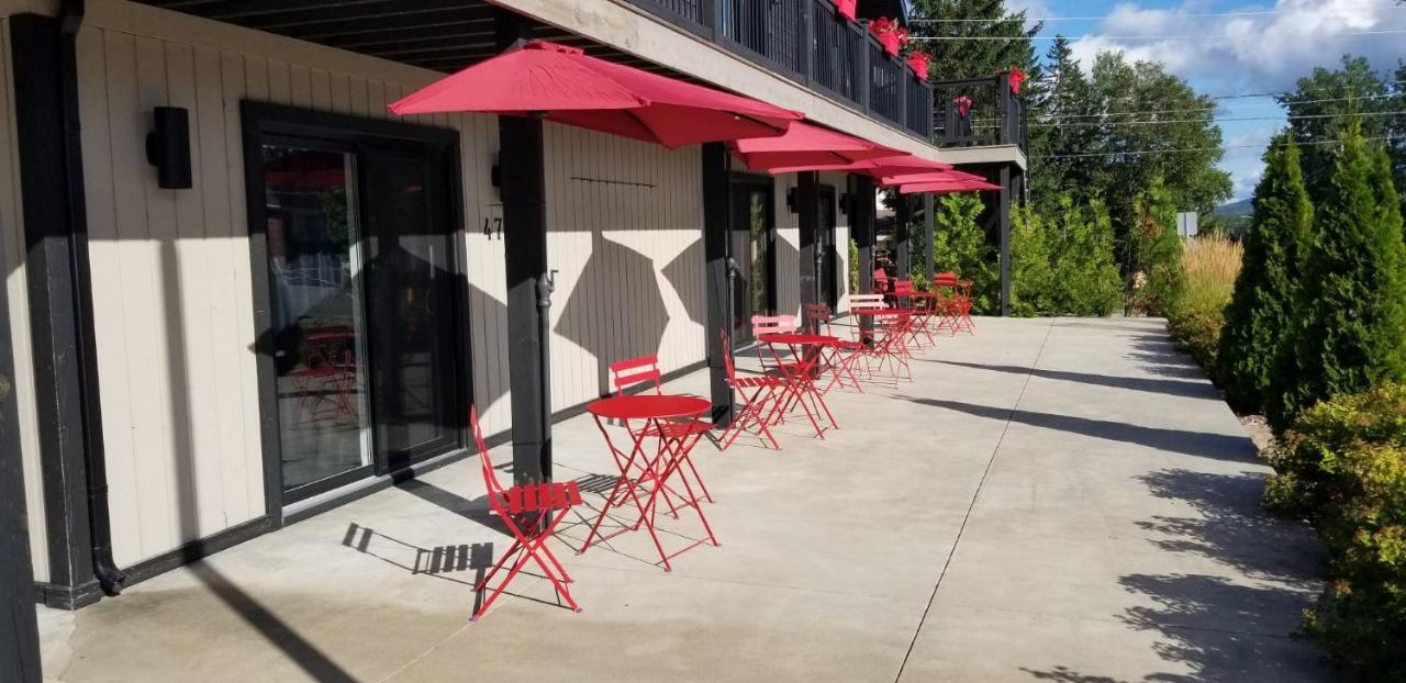 Hotel "Le Suisse" Saint-Donat-de-Montcalm Exterior foto